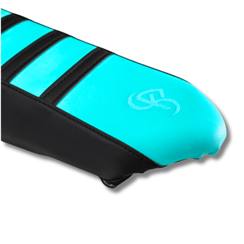 SUZUKI BKS ONE TURQUOISE — HOUSSE DE SELLE — détail
